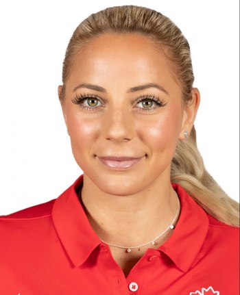 Adriana Leon